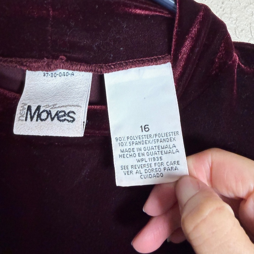 New Moves Burgundy Velvet Mock Neck Long Sleeve Mini Dress Size M - Picture 4 of 5